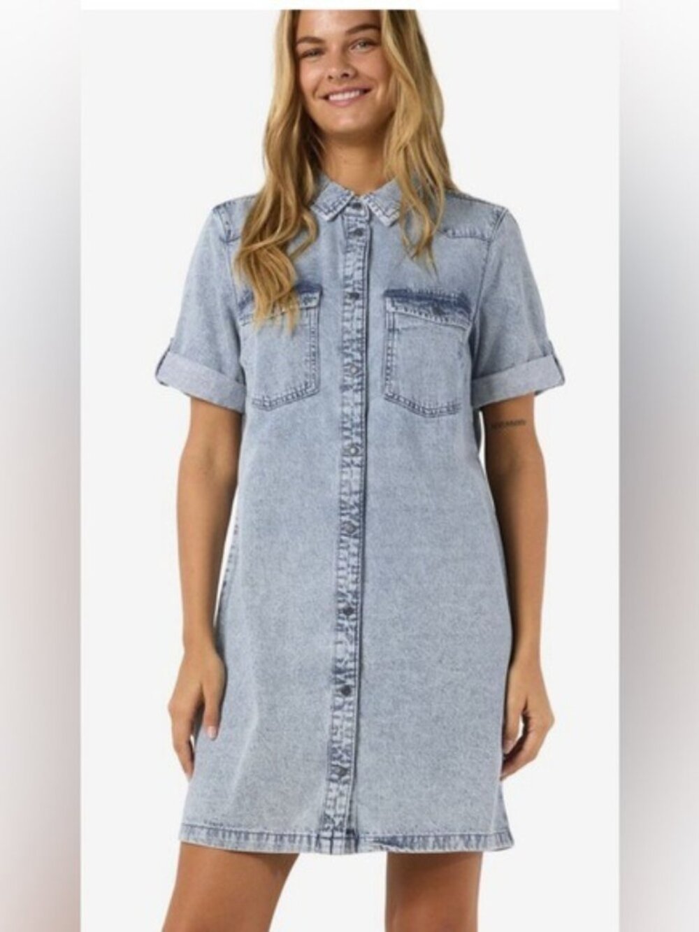 Noisy Mae Short Sleeve Button Down Denim Dress - M